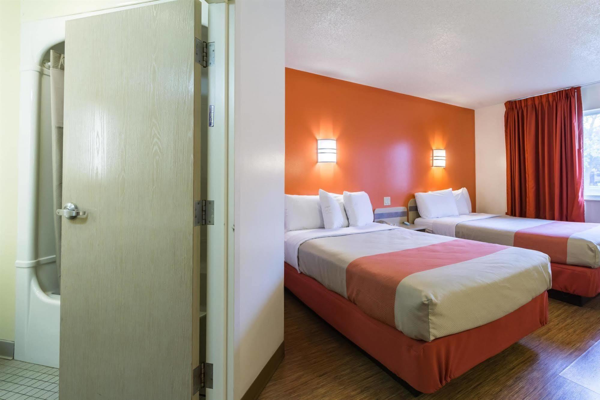 Motel 6-Milan, Oh - Sandusky ภายนอก รูปภาพ
